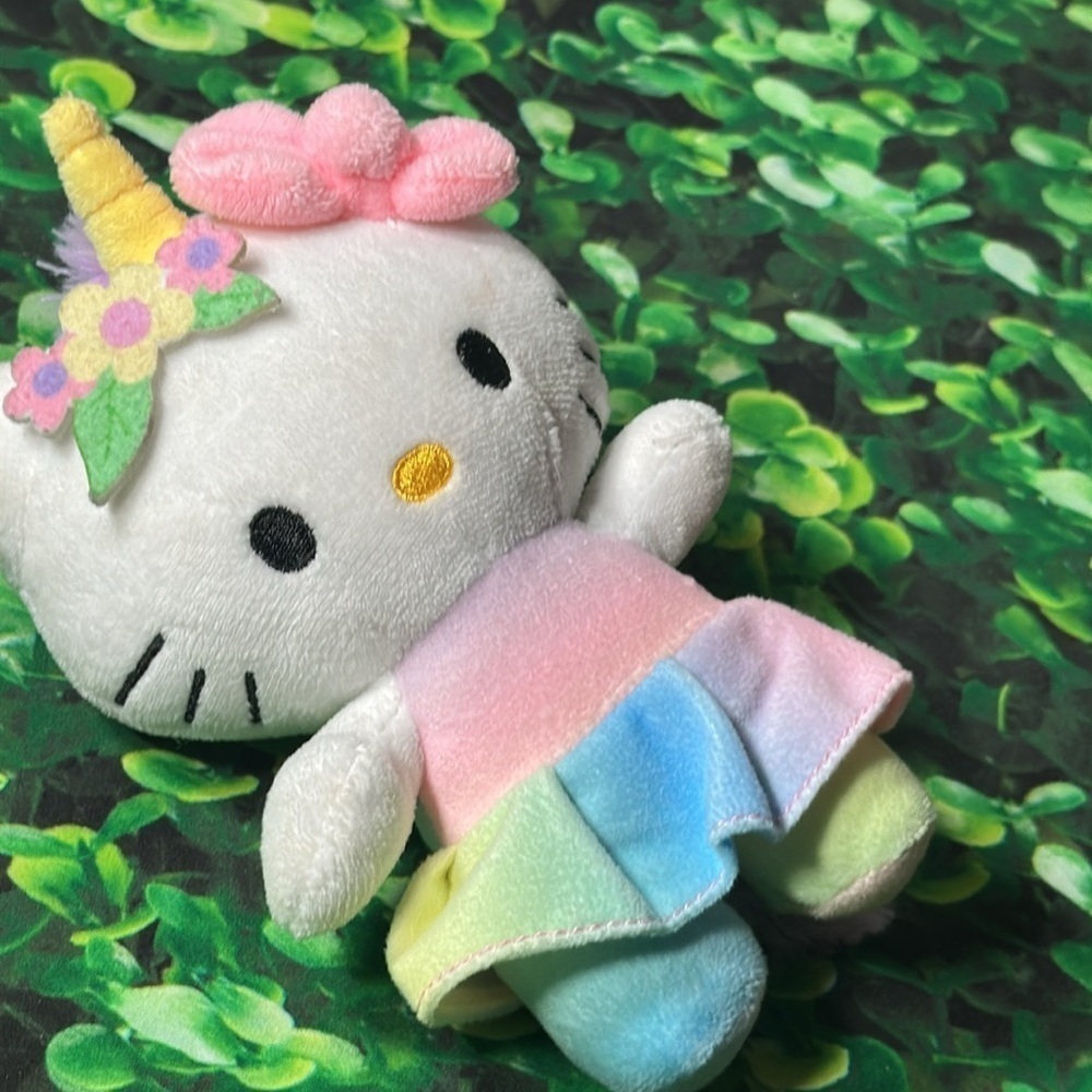 Fiesta Sanrio Hello Kitty Unicorn Flower Plush Toy 7” pastel rainbow - Picture 14 of 14